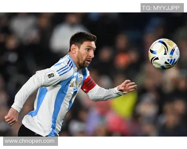 全球足坛三大球星排名揭晓 谁能称霸足坛巅峰地位